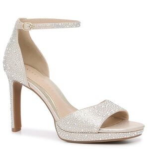 Kelly & Katie Dahlia Platform Sandal